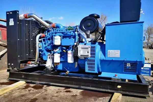 南昌昊昊零售品牌策划有限公司机电一批柴油发电机组发往客户手中